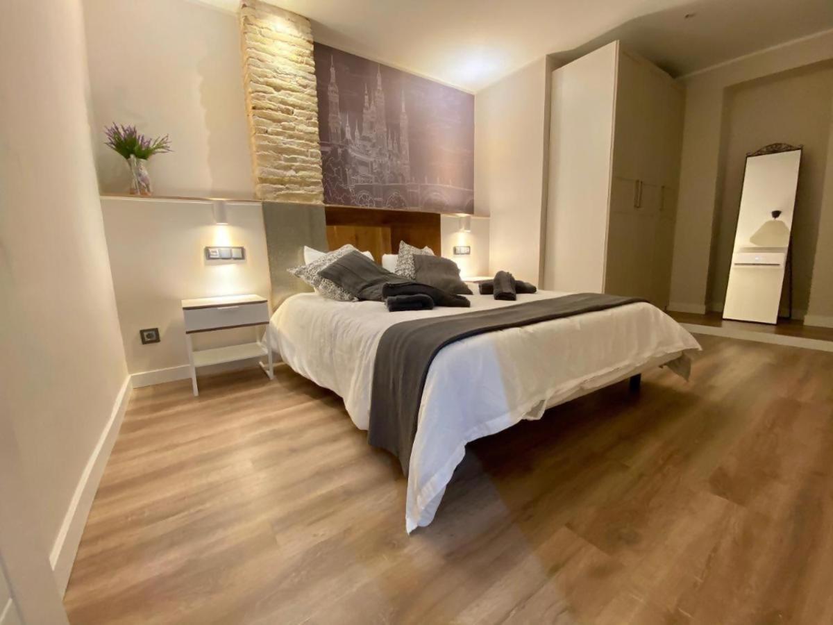 Apartamenticos Studio 39 萨拉戈萨 外观 照片